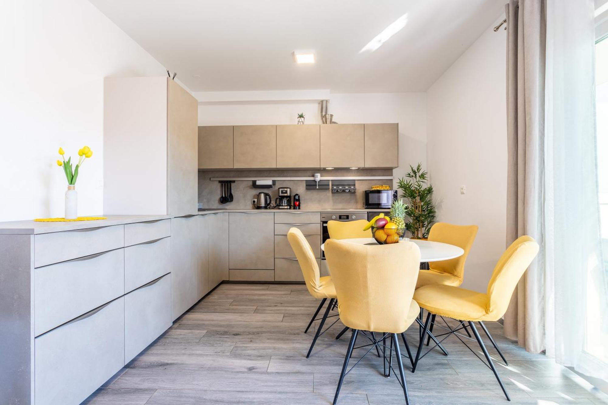 New Luxury 3-Bedroom Penthouse With Huge Terrace Split Exterior foto